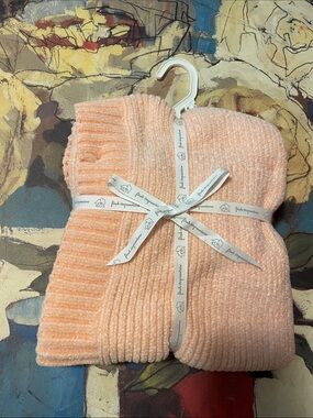 Soft 🍑 Peach Travel Chenille Sweater Blanket